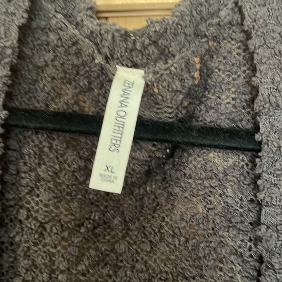 ❤️ 2 for $10 Cardigan - Picture 2 of 3